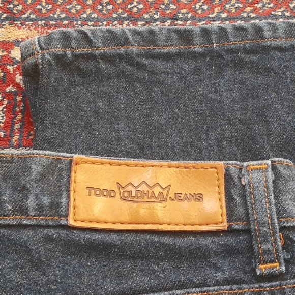 Todd Oldham Dark Blue All Cotton Denim Crop Jeans, Size 28 - Picture 2 of 9